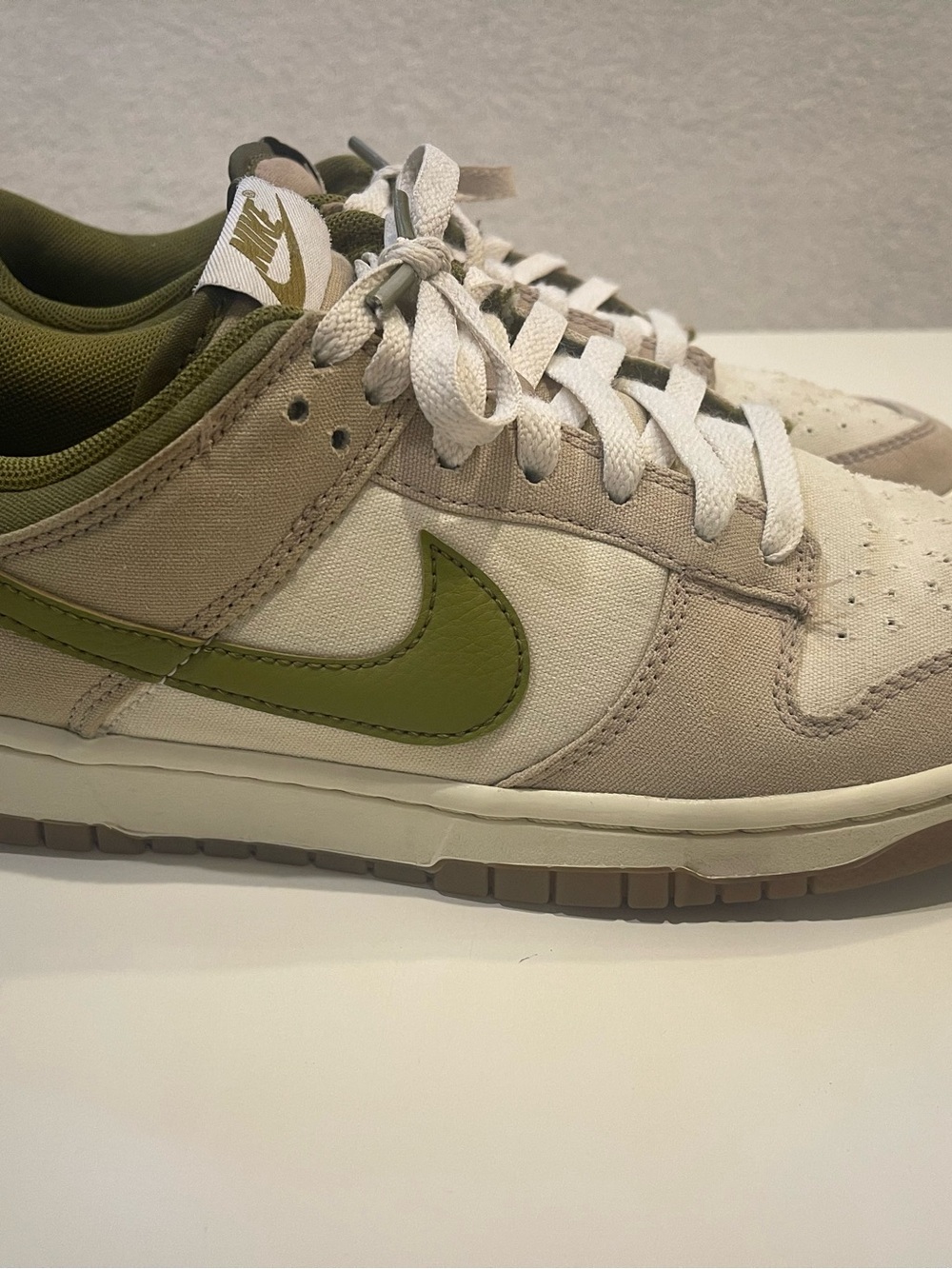 Nike Men’s Low-Top Sneakers in Olive Green and Cream
